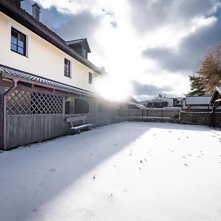 アパートホテル Avama - Srní