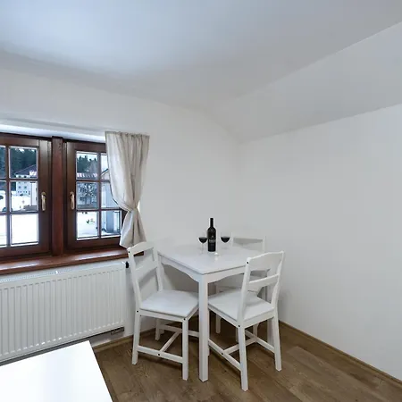 Lejlighedshotel Avama - 3*
